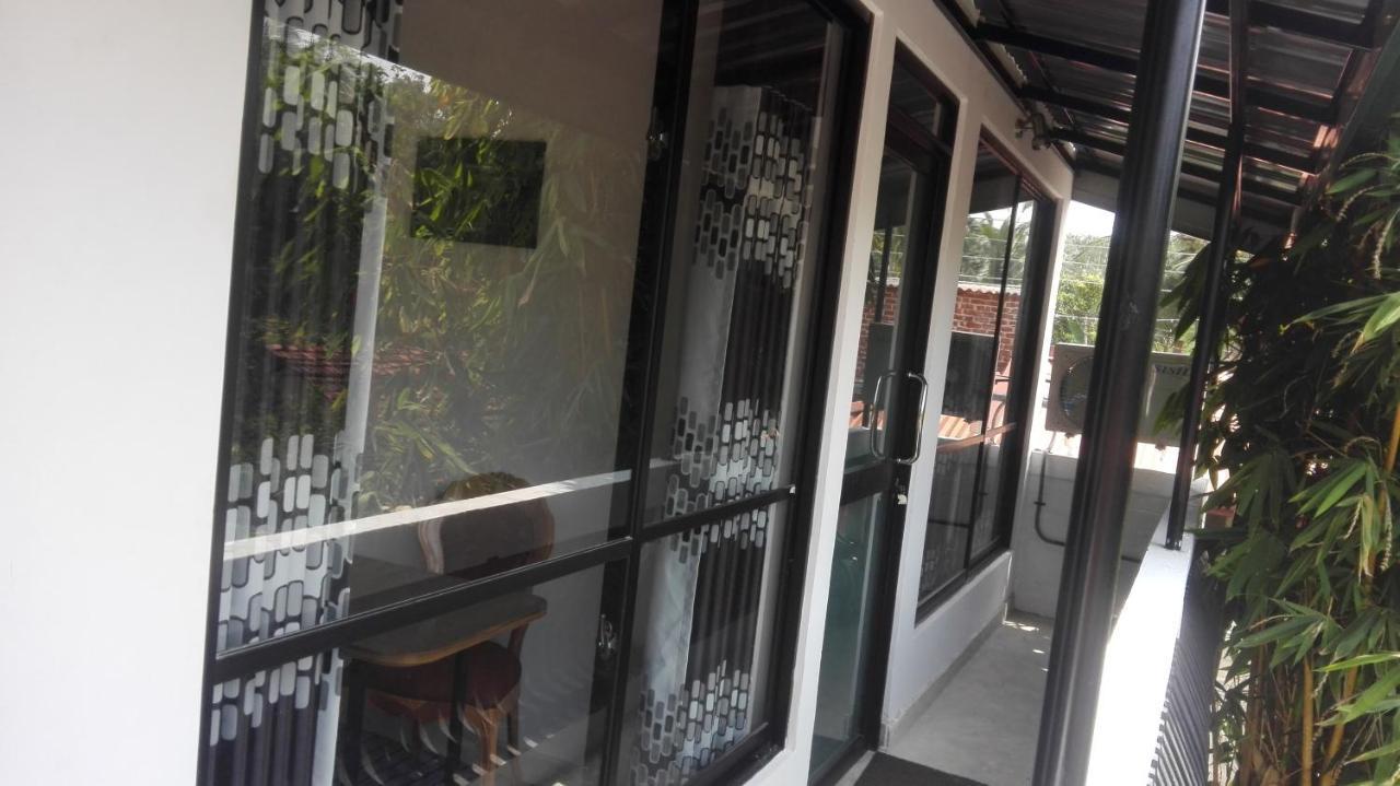Mango Roots Apartment Gampaha Exterior foto